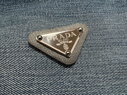 1.9'' x 1.3'' (4.8cm x 3.2cm) Top Quality Triangular Metal Patch Fashion Metal Patch Badge Patch