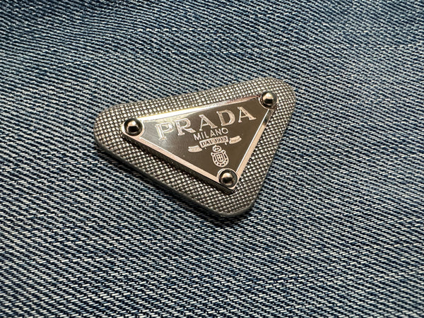 1.9'' x 1.3'' (4.8cm x 3.2cm) Top Quality Triangular Metal Patch Fashion Metal Patch Badge Patch