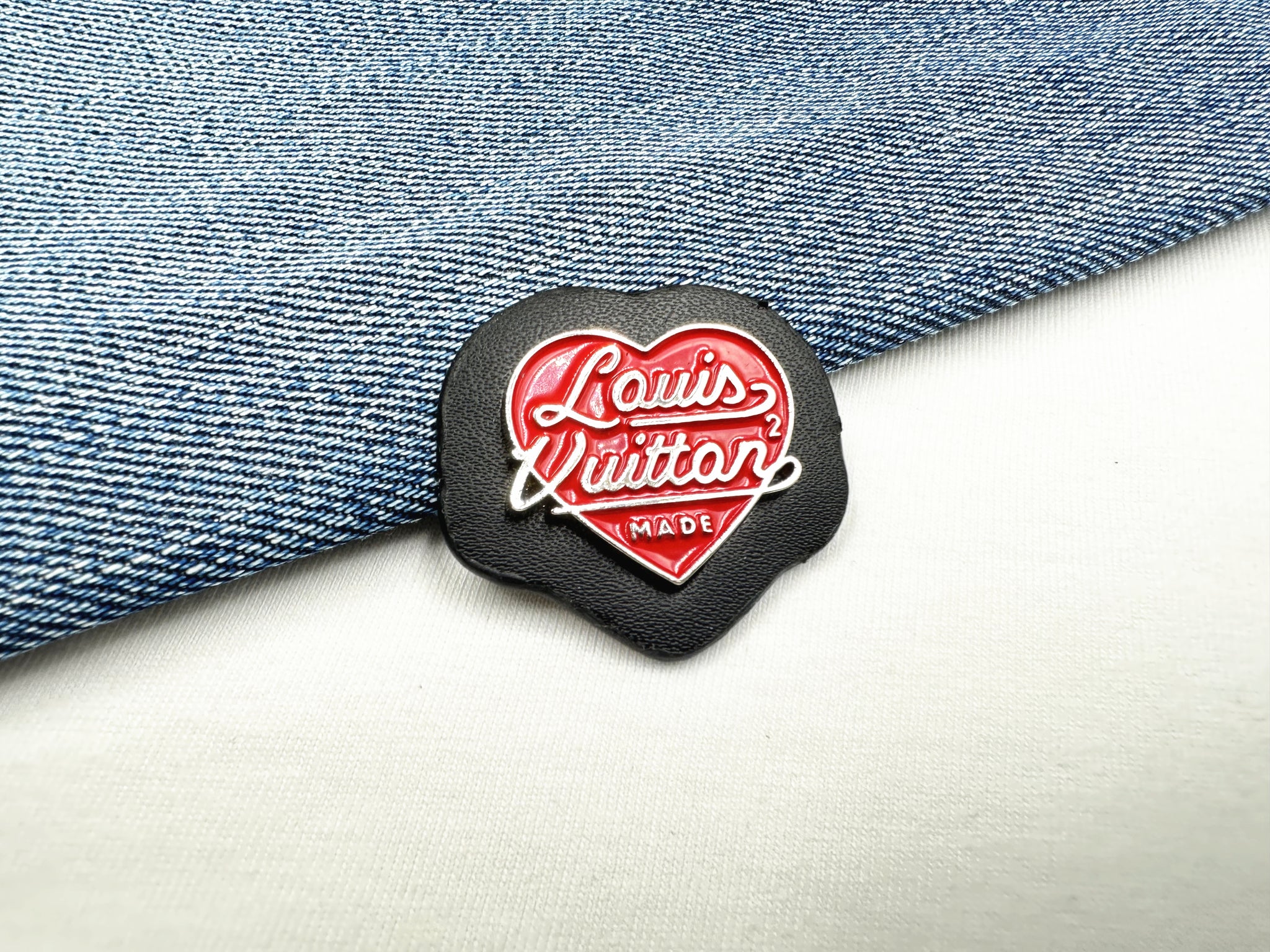 1.4'' x 1.4'' (3.6cm x 3.5cm) Top Quality Patch Fashion Metal Patch Badge Patch