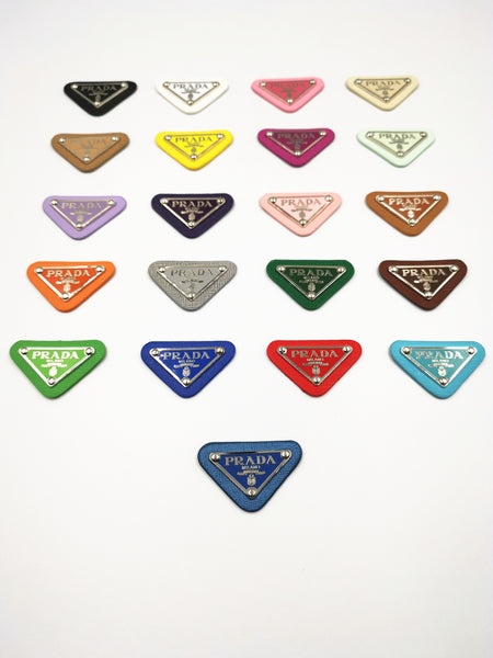 1.9'' x 1.3'' (4.8cm x 3.2cm) Top Quality Triangular Metal Patch Fashion Metal Patch Badge Patch